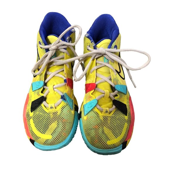 Nike Kyrie 7 Sneakers Youth 4Y Used 1 World 1 People CT4080-700 Some Wear - Picture 2 of 16